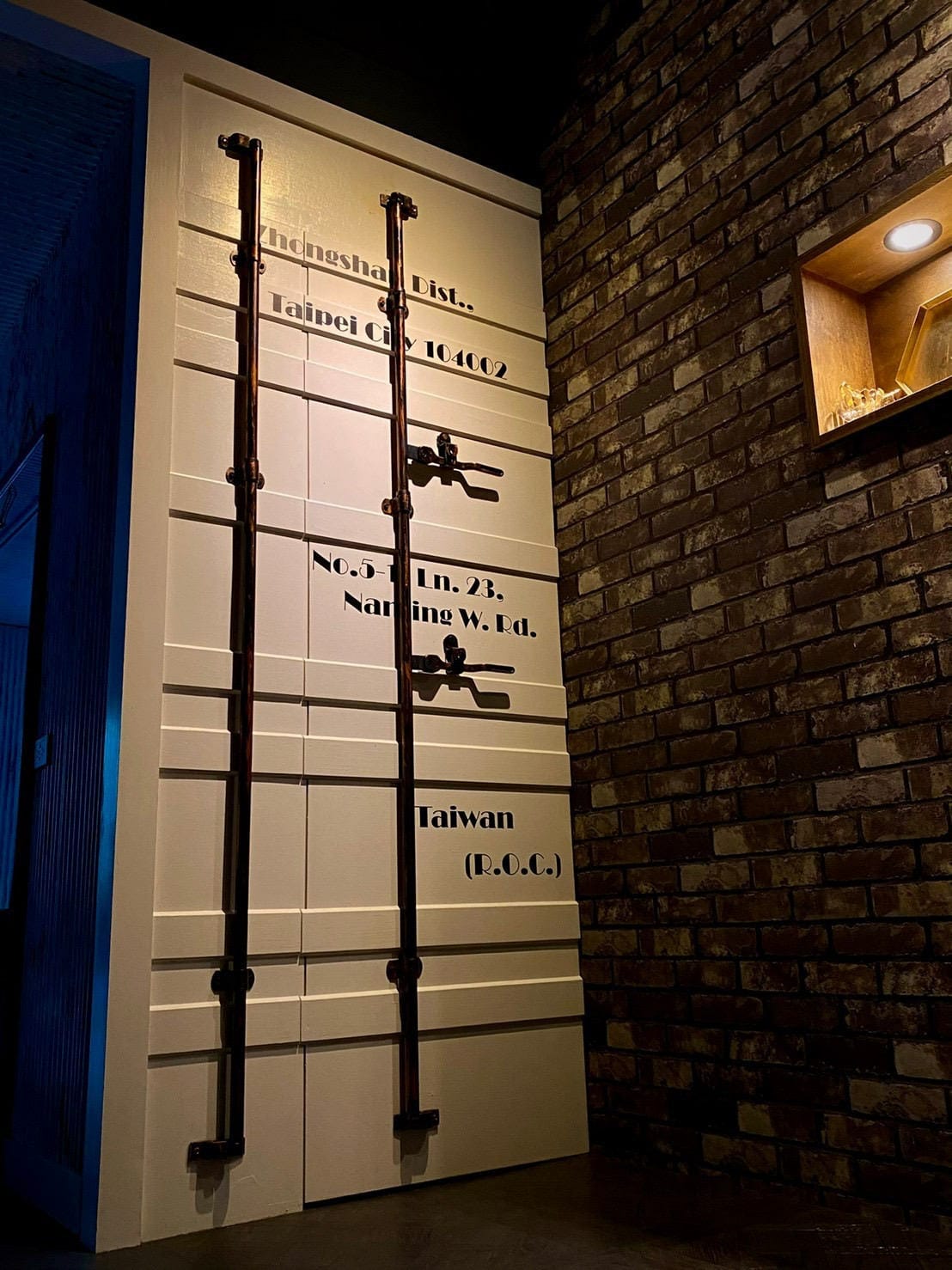 FIN (65).jpg FIN (65).jpg