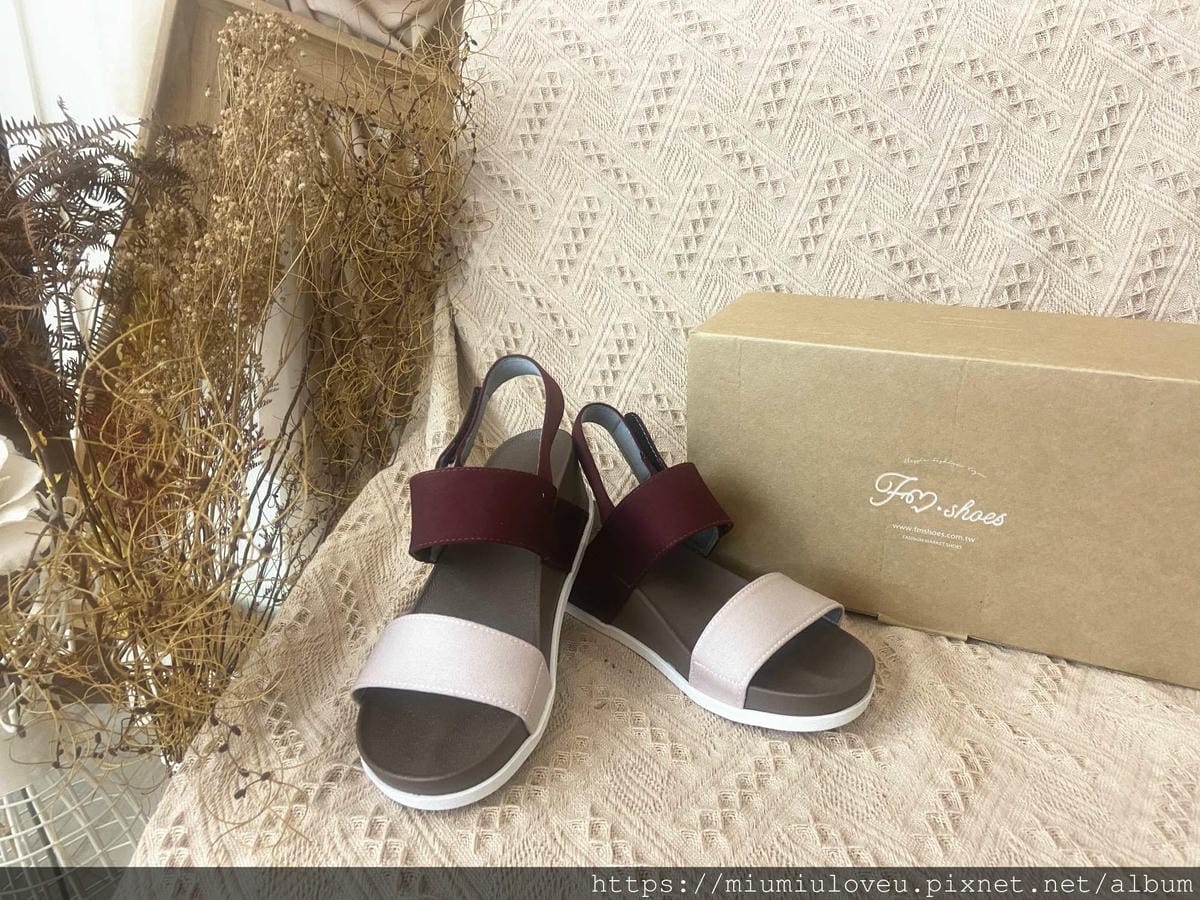 FMshoes (12).jpg FMshoes (12).jpg