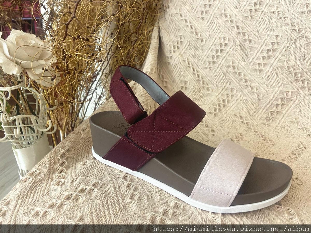 FMshoes (14).jpg FMshoes (14).jpg