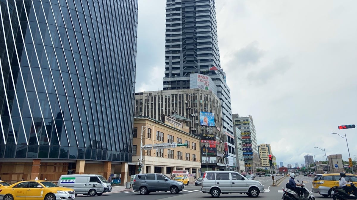 /tmp/phpTX9c3F /tmp/phpTX9c3F