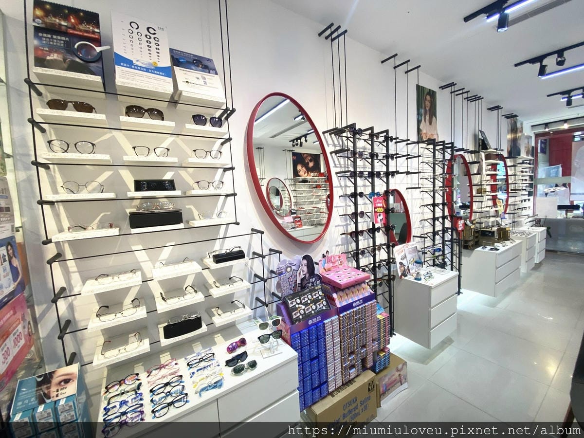 得恩堂眼鏡 (11).jpg 得恩堂眼鏡 (11).jpg