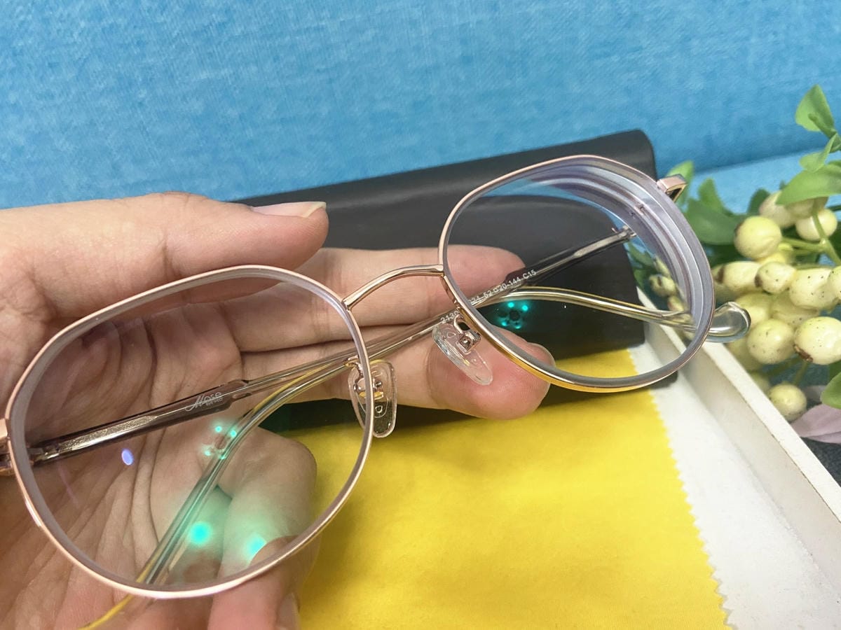 /tmp/phpViXf0R /tmp/phpViXf0R