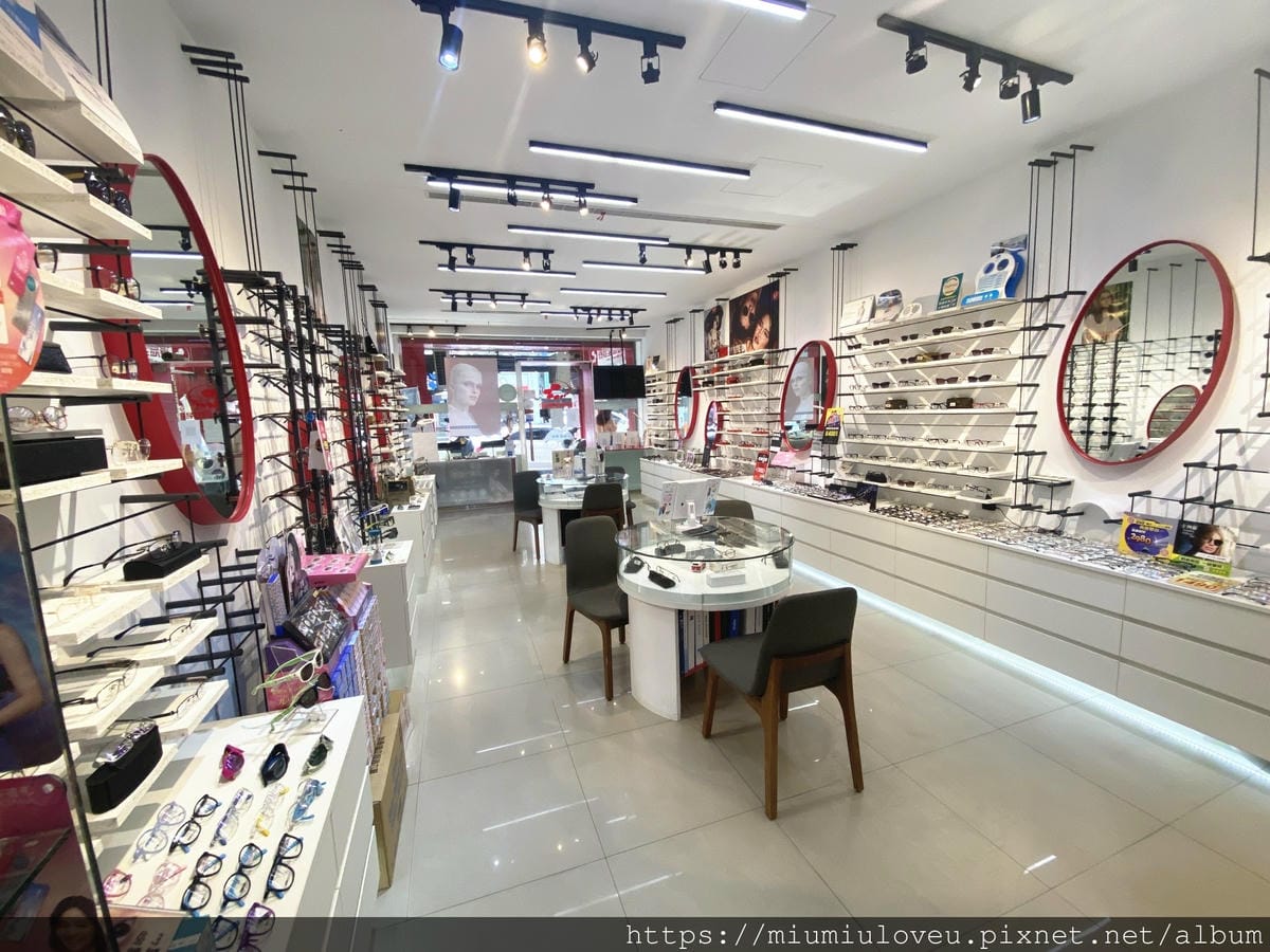 得恩堂眼鏡 (8).jpg 得恩堂眼鏡 (8).jpg