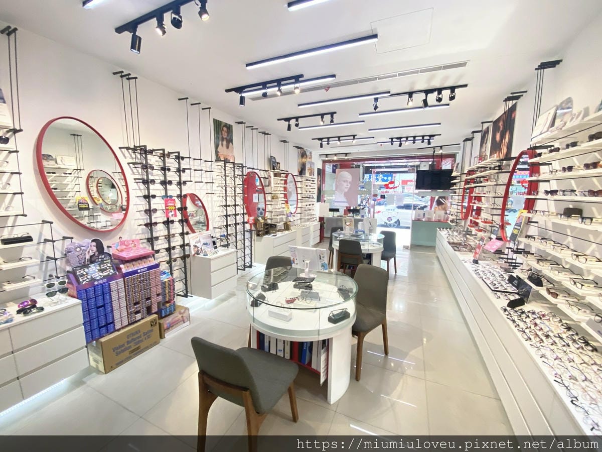 得恩堂眼鏡 (9).jpg 得恩堂眼鏡 (9).jpg