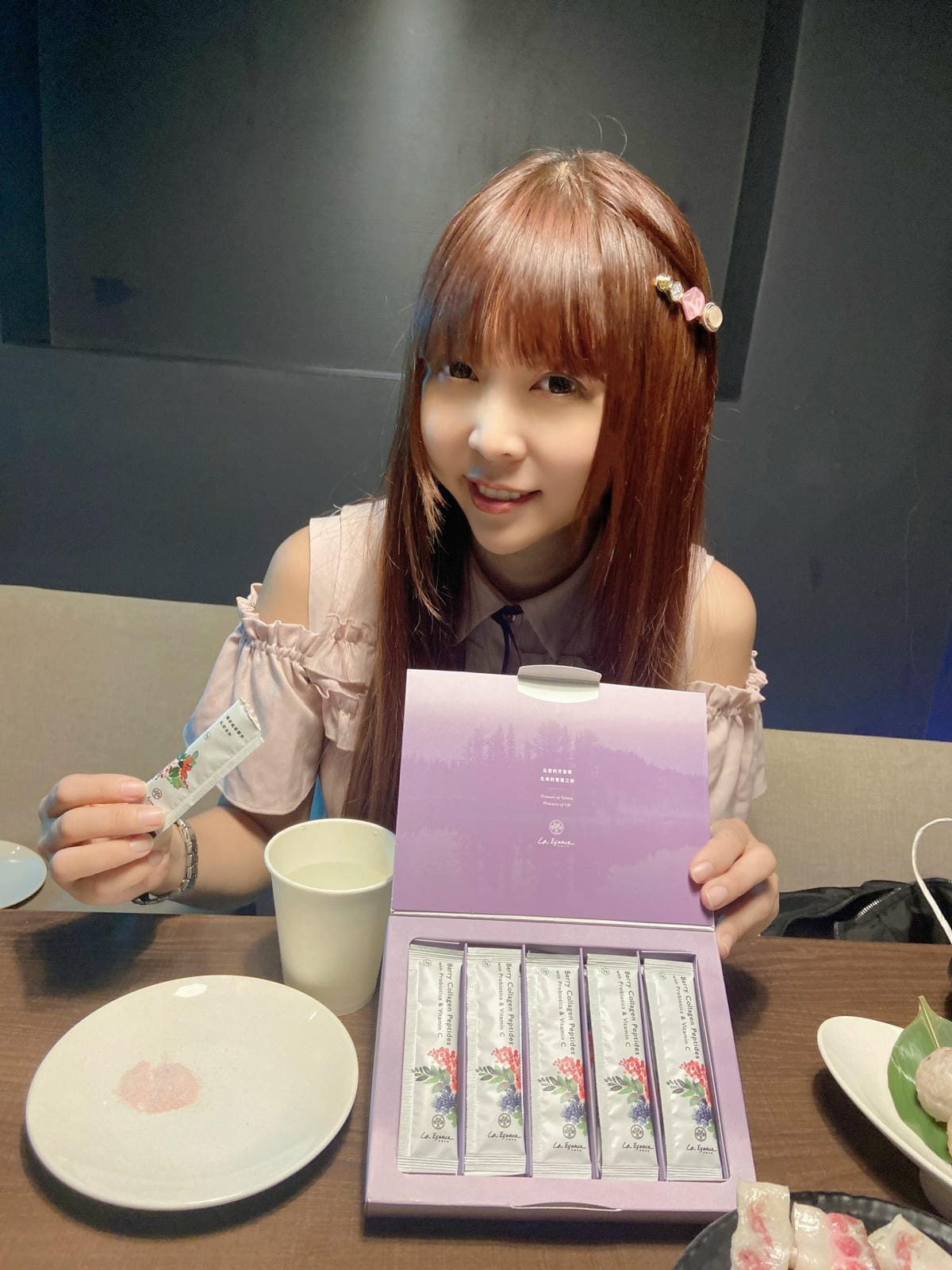 伊頌天然耀妍莓萃膠妍私密香粉 (2).jpg 伊頌天然耀妍莓萃膠妍私密香粉 (2).jpg