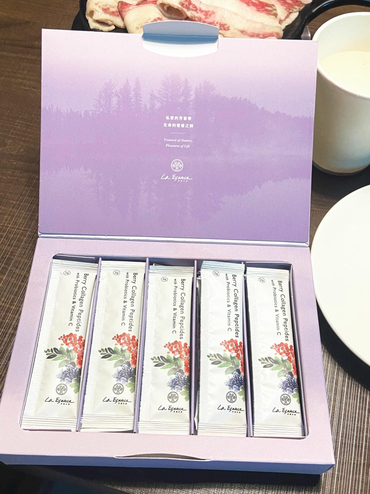 伊頌天然耀妍莓萃膠妍私密香粉 (9).jpg 伊頌天然耀妍莓萃膠妍私密香粉 (9).jpg