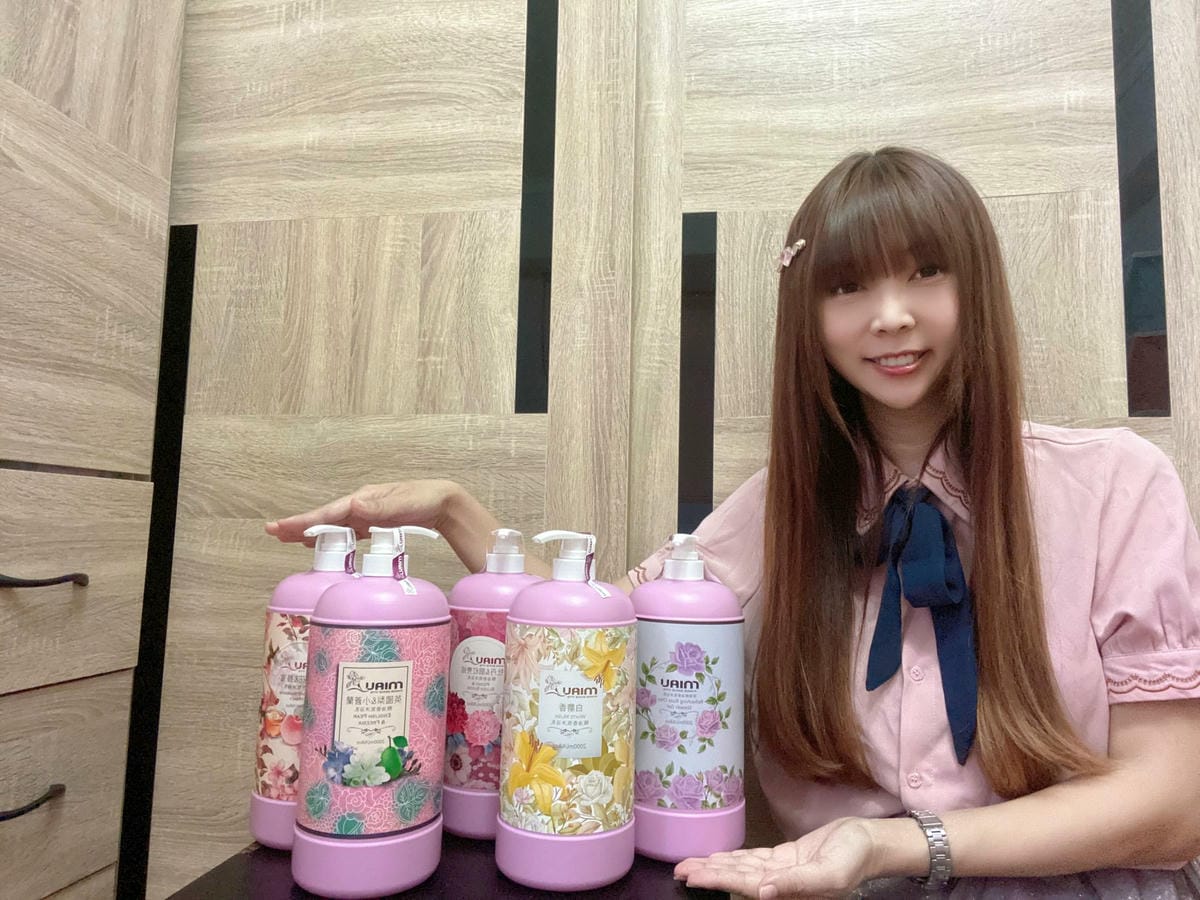 MIAU香水沐浴乳 (2).jpg