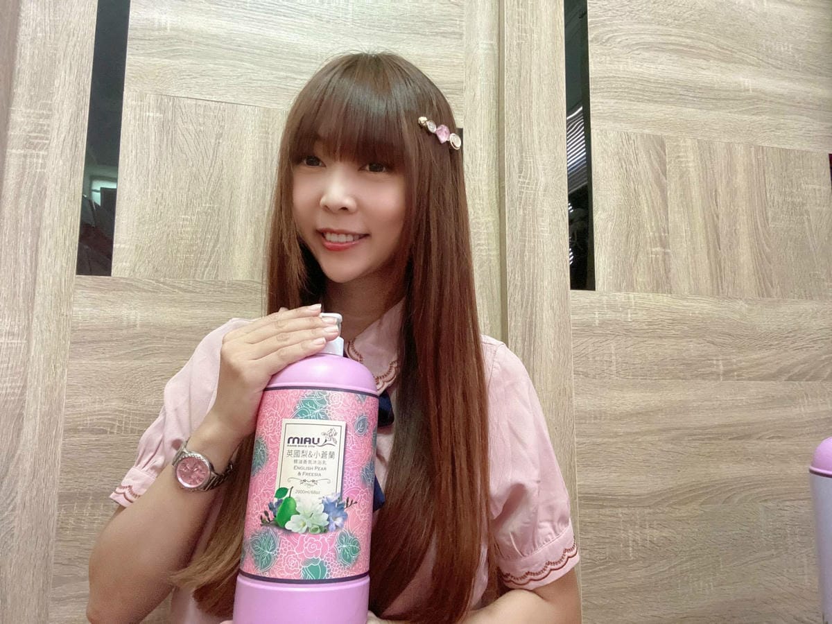 MIAU香水沐浴乳 (7).jpg