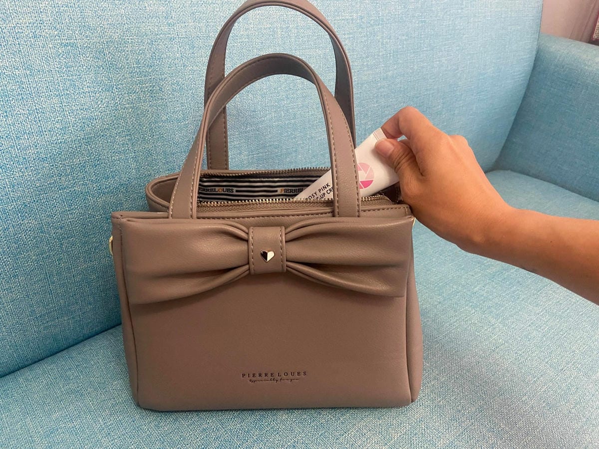 /tmp/phpeHS8Nr /tmp/phpeHS8Nr