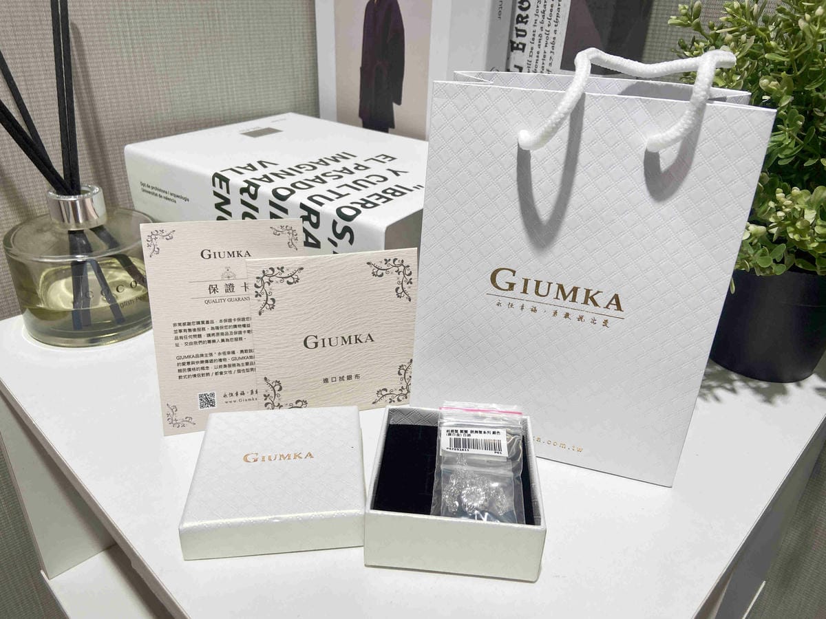 MAJALICA (1).jpg MAJALICA (1).jpg