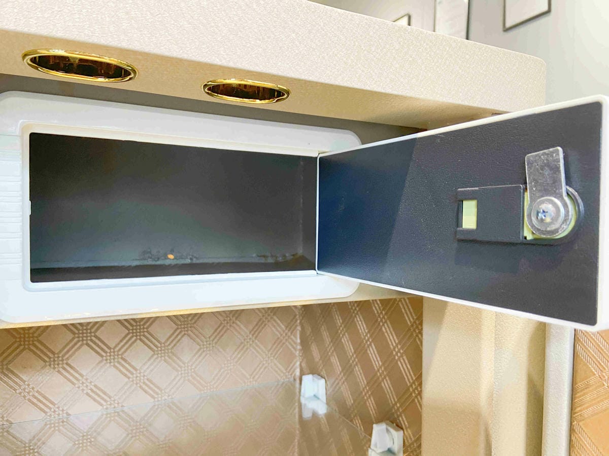 阿波羅保險箱 (49).jpg 阿波羅保險箱 (49).jpg