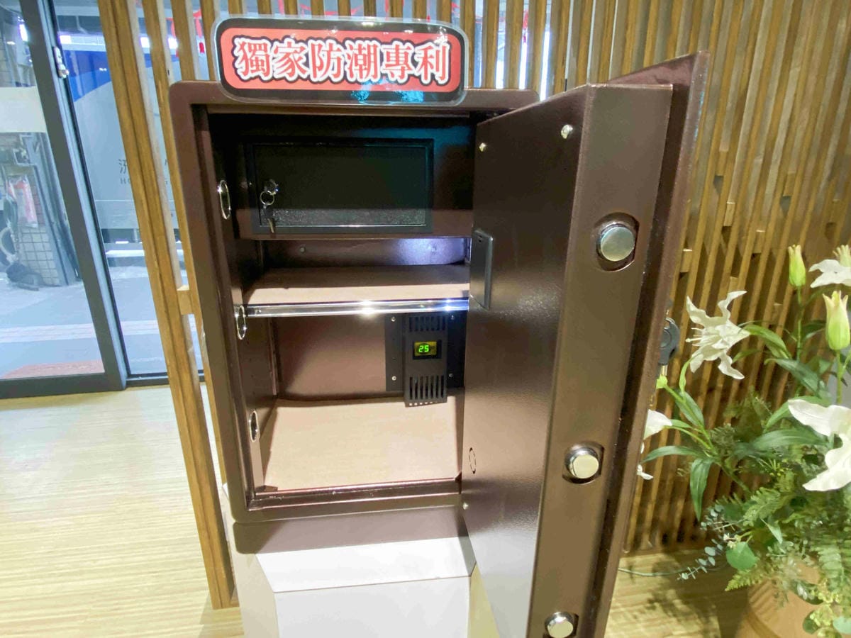 阿波羅保險箱 (32).jpg 阿波羅保險箱 (32).jpg