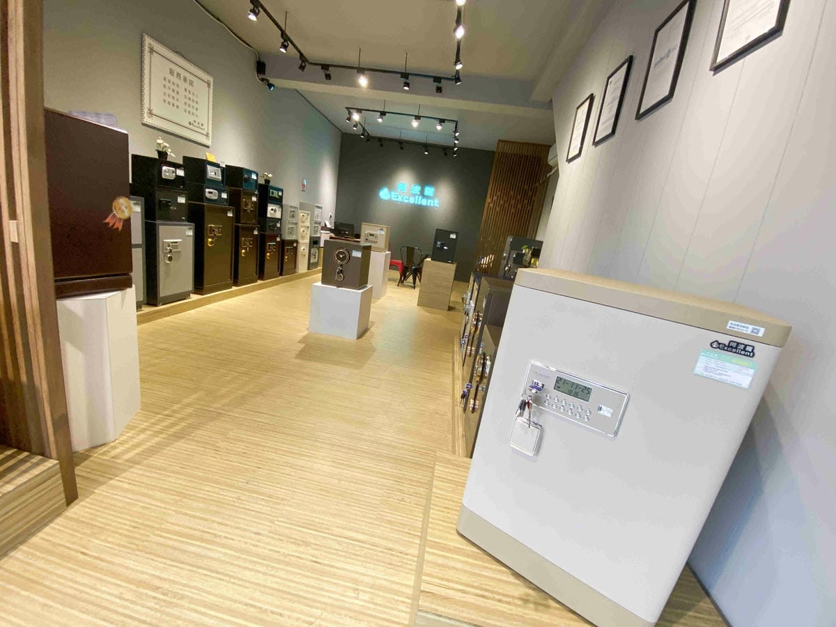 阿波羅保險箱 (8).jpg 阿波羅保險箱 (8).jpg