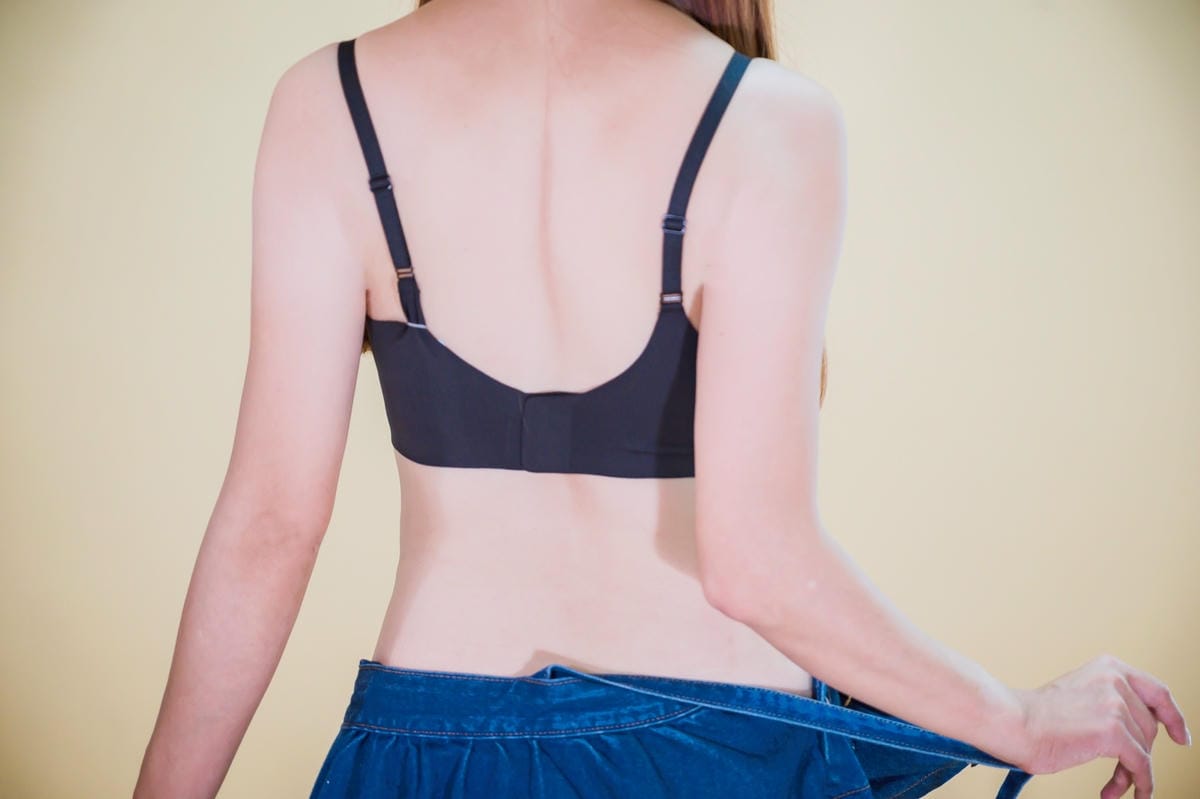 /tmp/php7wXPUA 藍色款依夢無痕無鋼圈內衣優雅耐看