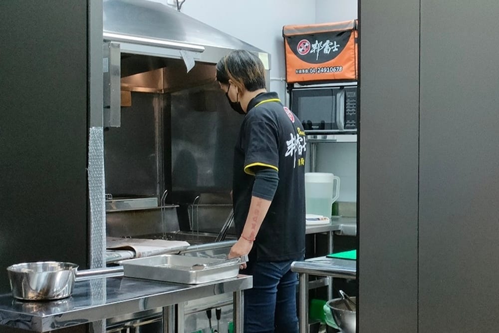 LINE_ALBUM_2021.12.30_211231_5.jpg LINE_ALBUM_2021.12.30_211231_5.jpg