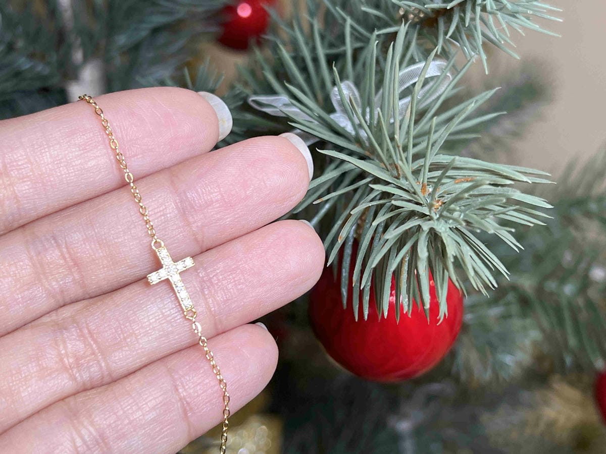 Whomfor經典十字架鑲鑽純銀手鍊.Spotlight 簡約雙鑽鎖骨鍊 (21).jpg Whomfor經典十字架鑲鑽純銀手鍊.Spotlight 簡約雙鑽鎖骨鍊 (21).jpg