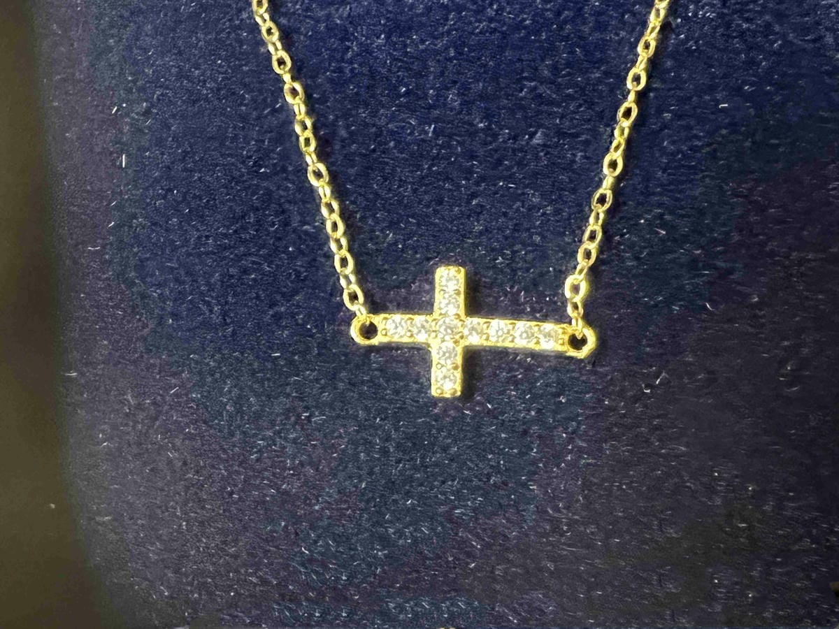 Whomfor經典十字架鑲鑽純銀手鍊.Spotlight 簡約雙鑽鎖骨鍊 (16).jpg Whomfor經典十字架鑲鑽純銀手鍊.Spotlight 簡約雙鑽鎖骨鍊 (16).jpg