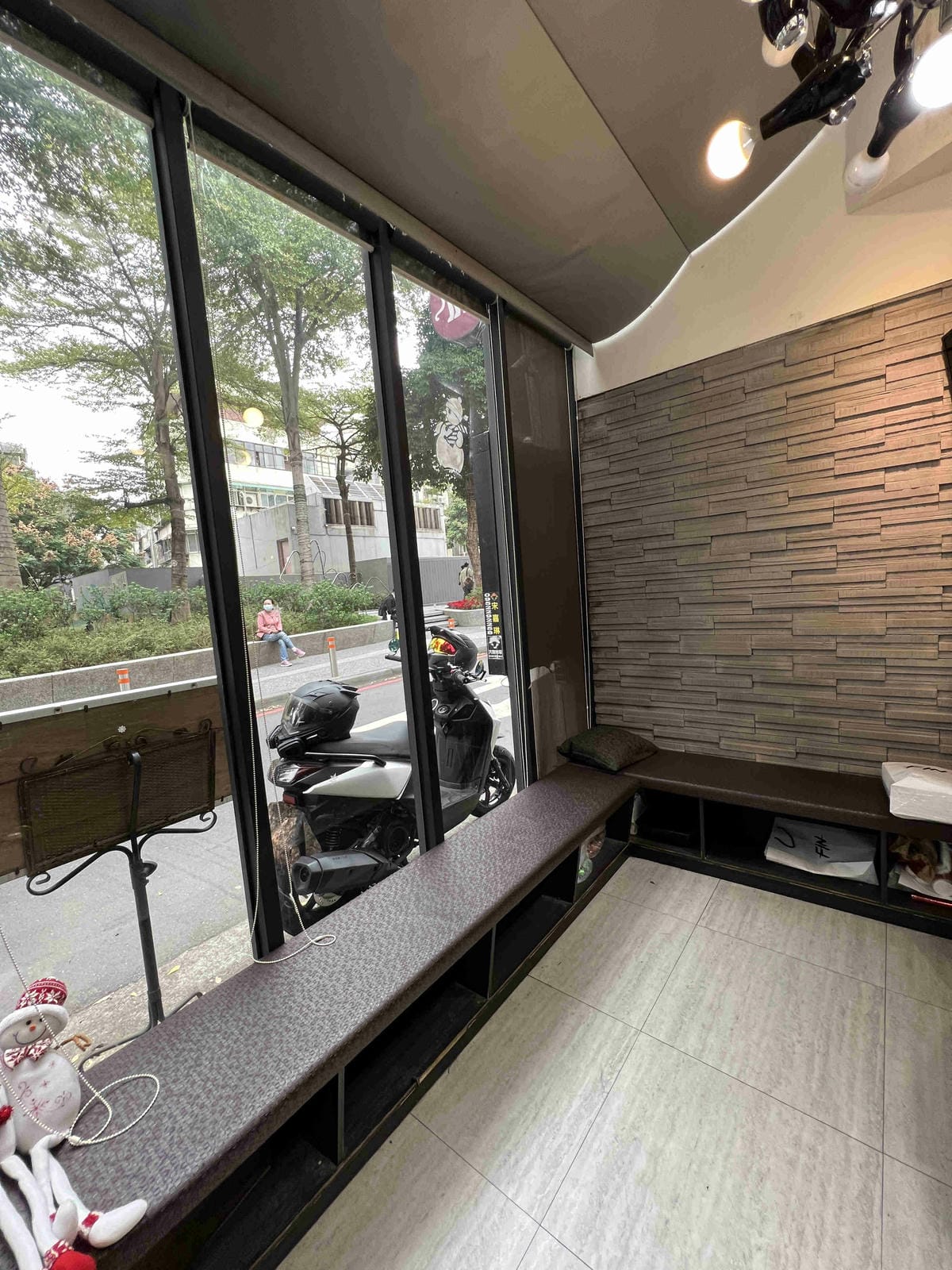 FINHAIR (77).jpg FINHAIR (77).jpg