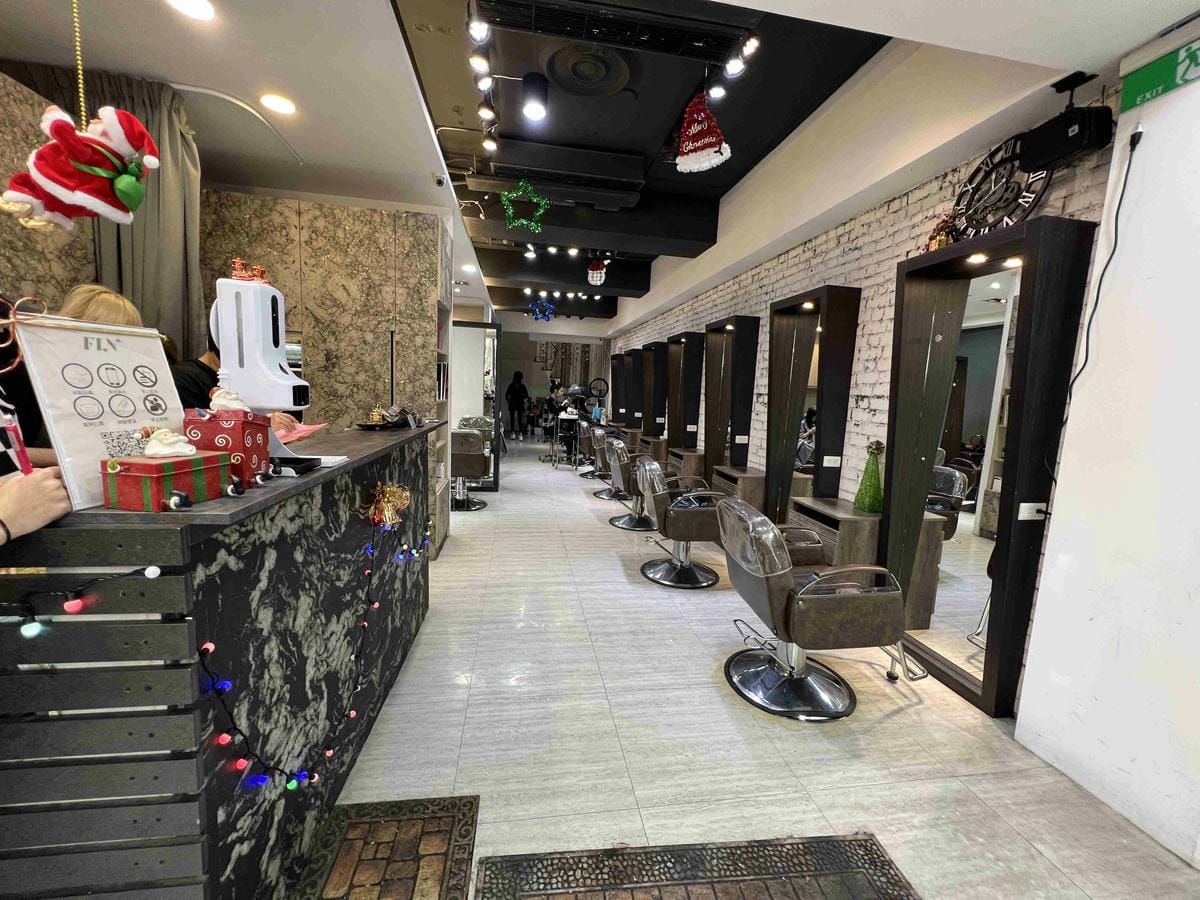 FINHAIR (78).jpg FINHAIR (78).jpg