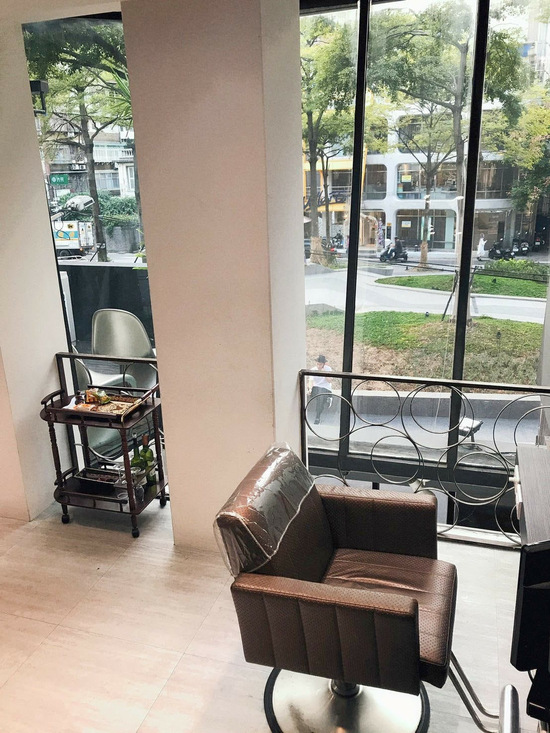 FINHAIR (33).jpg FINHAIR (33).jpg