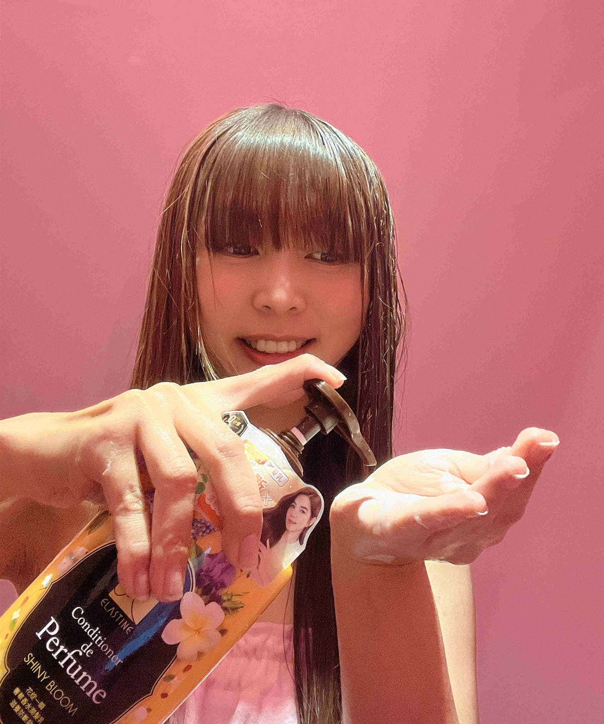 伊思婷奢華香水洗髮潤髮乳 (77).jpg 伊思婷奢華香水洗髮潤髮乳 (77).jpg