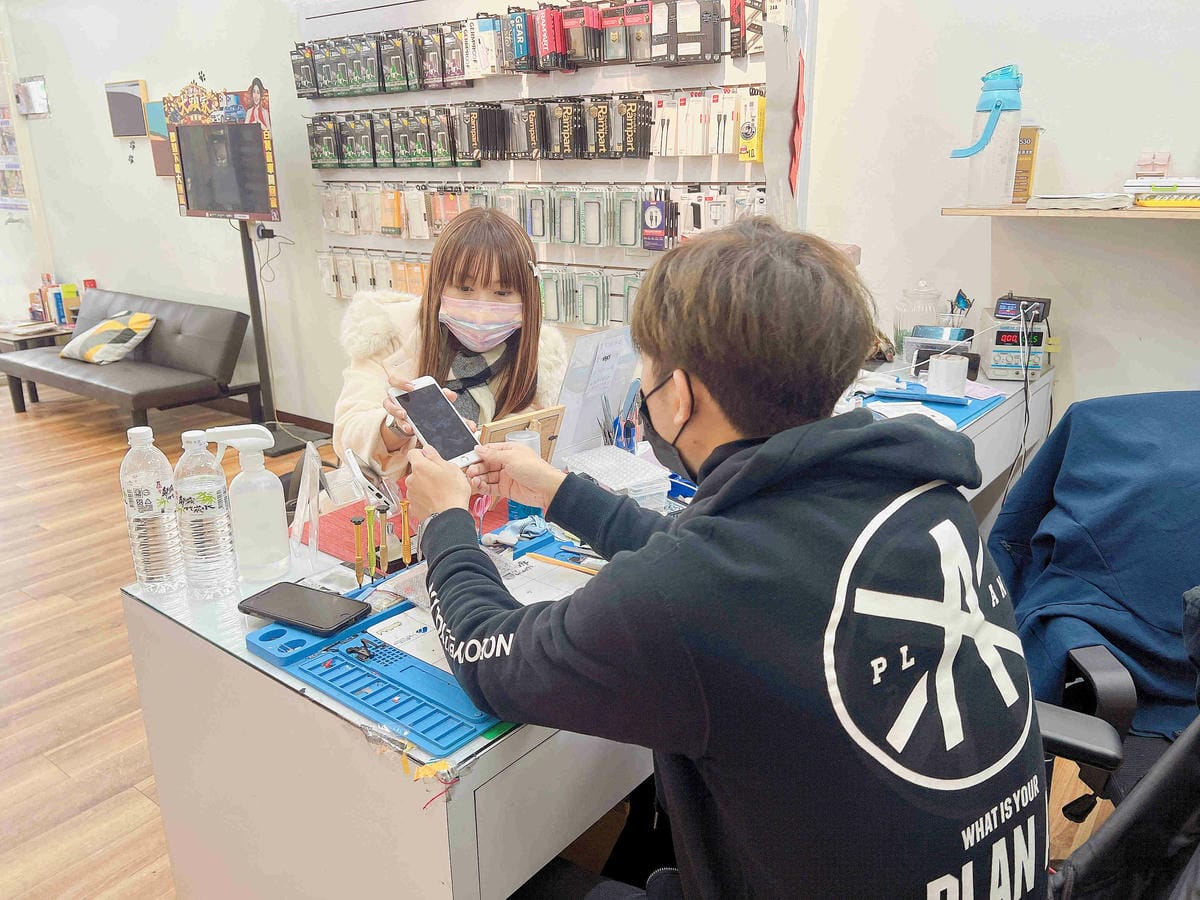 完美手機維修 (24).jpg 完美手機維修 (24).jpg
