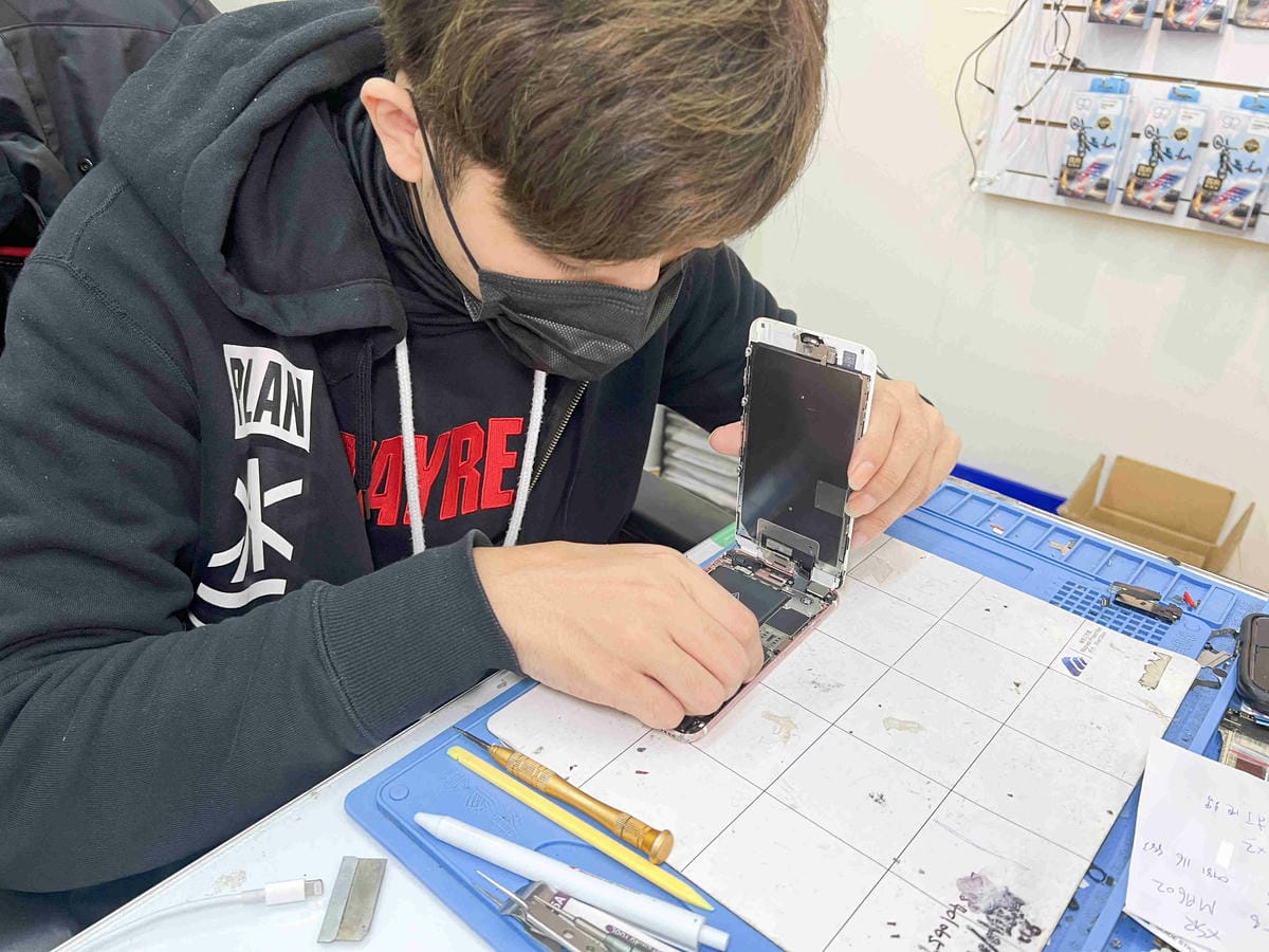 完美手機維修 (29).jpg 完美手機維修 (29).jpg