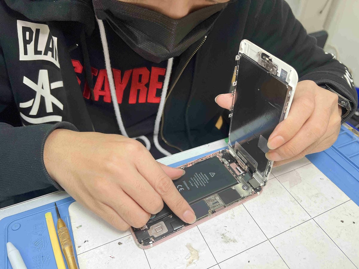 完美手機維修 (30).jpg 完美手機維修 (30).jpg