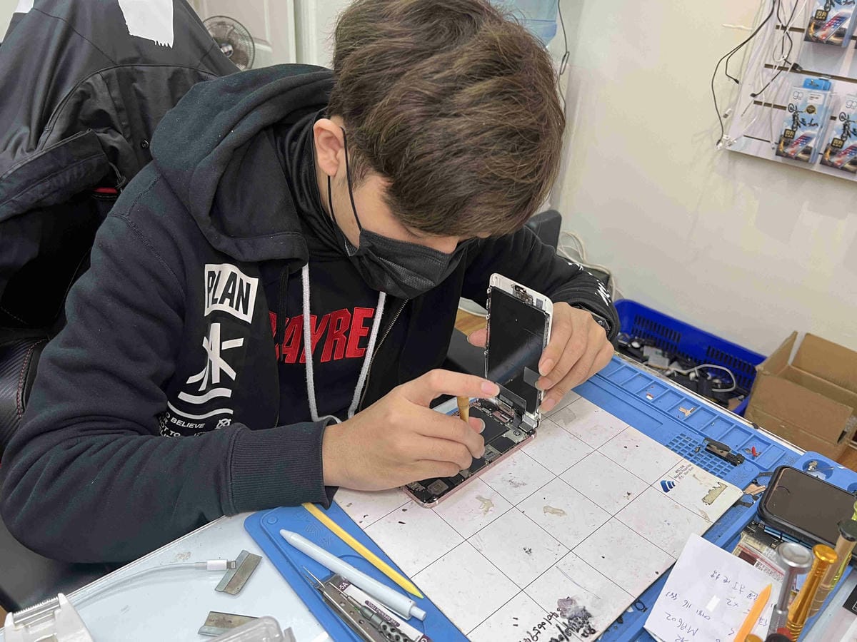 完美手機維修 (28).jpg 完美手機維修 (28).jpg