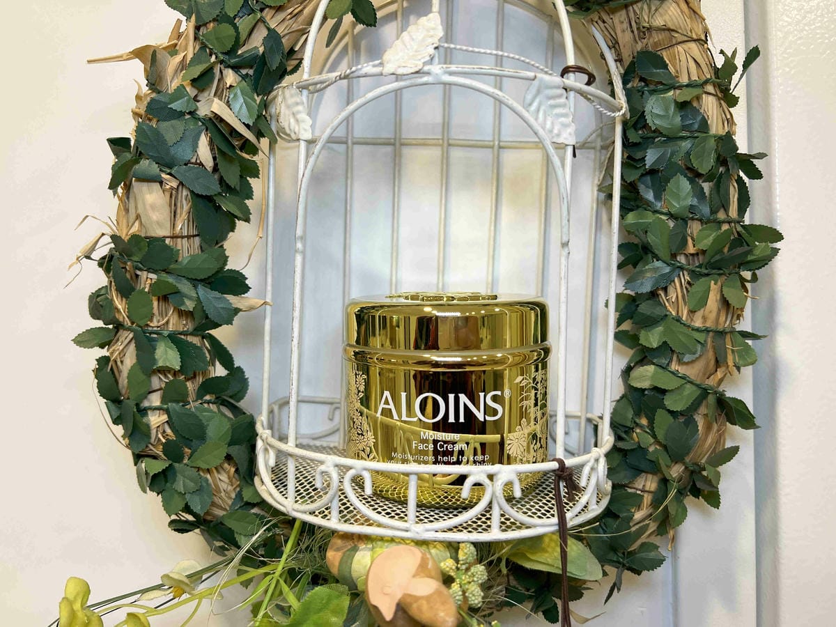 ALOINS 雅洛茵斯皇家蘆薈美肌霜 ALOINS 雅洛茵斯皇家蘆薈美肌霜