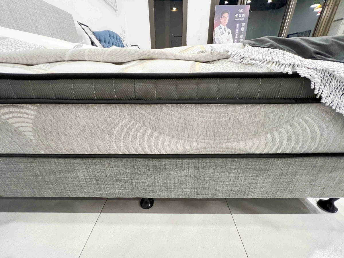 IMG_3745_副本.jpg IMG_3745_副本.jpg