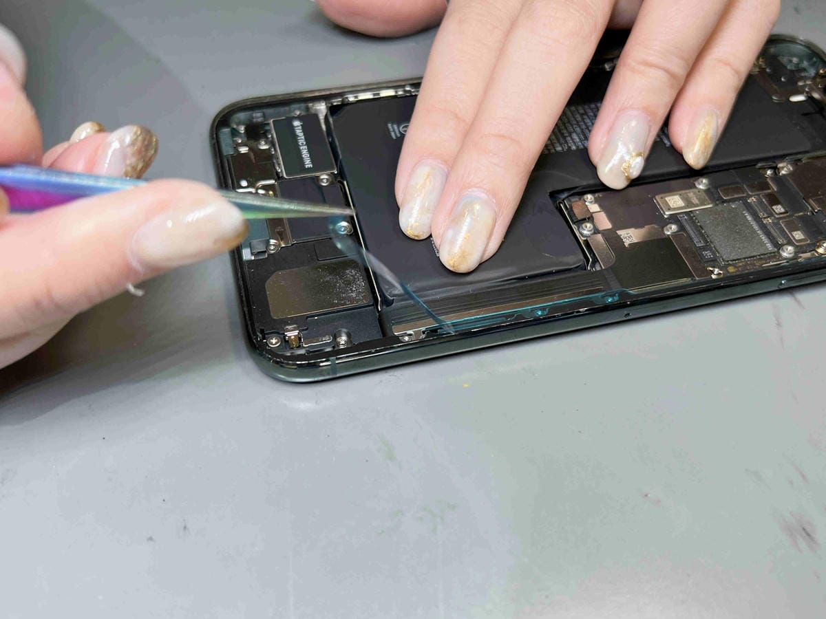 SZ蘋果手機維修 (100).jpg SZ蘋果手機維修 (100).jpg