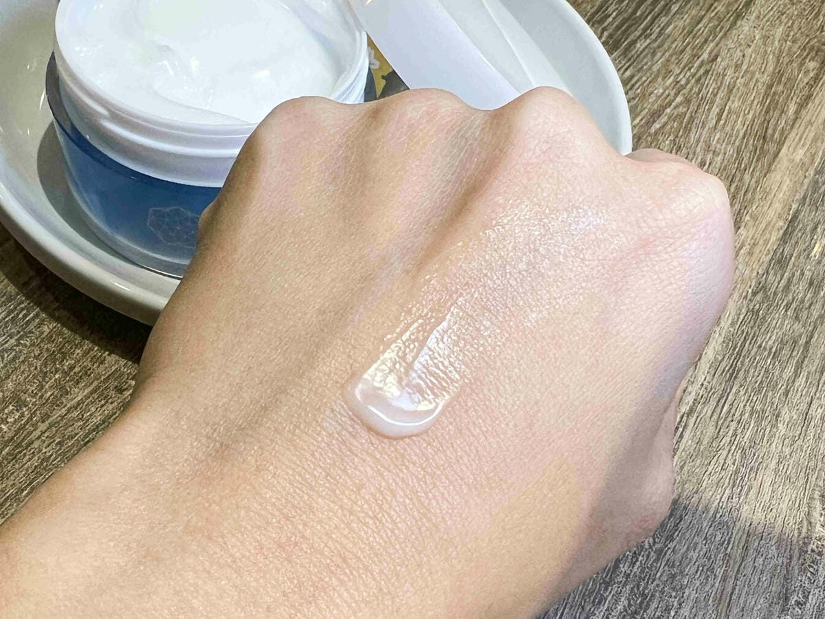 可苪絲全效水凝霜 (7).jpg 可苪絲全效水凝霜 (7).jpg