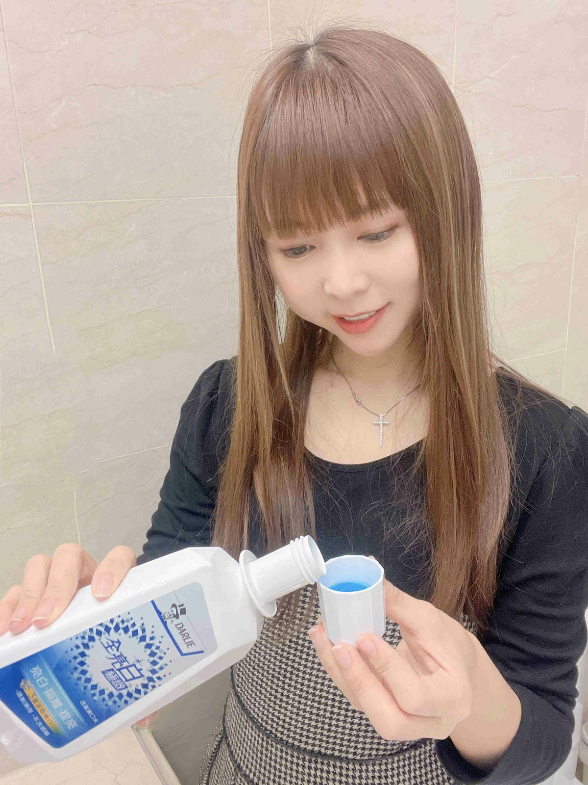 黑人全亮白極緻牙膏潄口水 (34).jpg 黑人全亮白極緻牙膏潄口水 (34).jpg