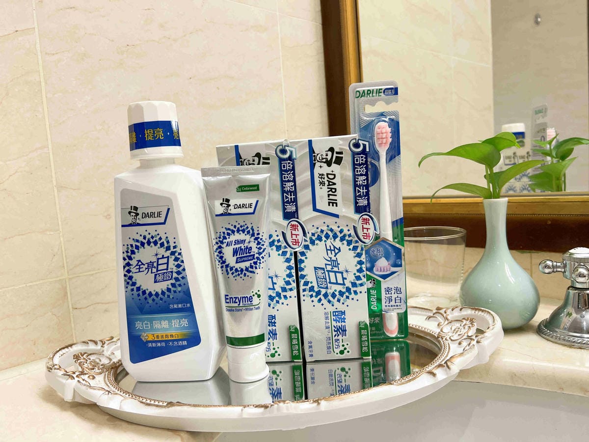 黑人全亮白極緻牙膏潄口水 (7).jpg 黑人全亮白極緻牙膏潄口水 (7).jpg