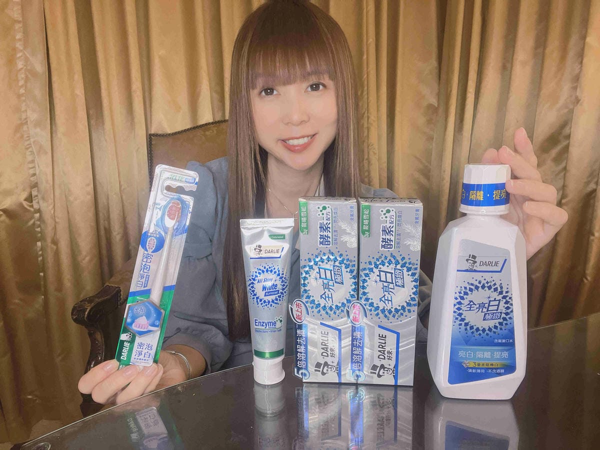 黑人全亮白極緻牙膏潄口水 (5).jpg 黑人全亮白極緻牙膏潄口水 (5).jpg