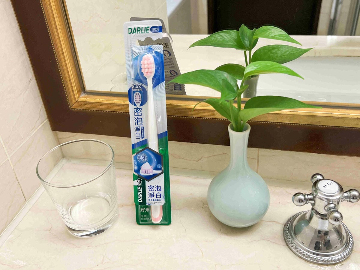 黑人全亮白極緻牙膏潄口水 (9).jpg 黑人全亮白極緻牙膏潄口水 (9).jpg