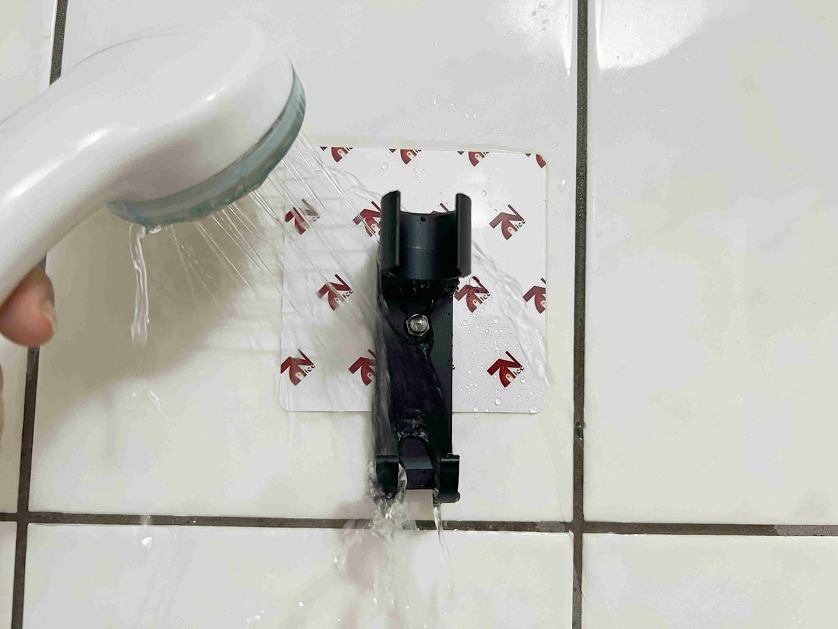 /tmp/phpDLD6yk /tmp/phpDLD6yk