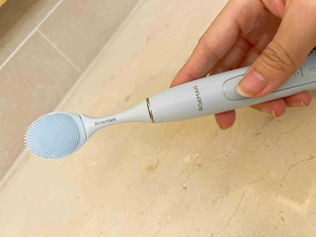 ROAMAN羅曼 (2).jpg ROAMAN羅曼 (2).jpg