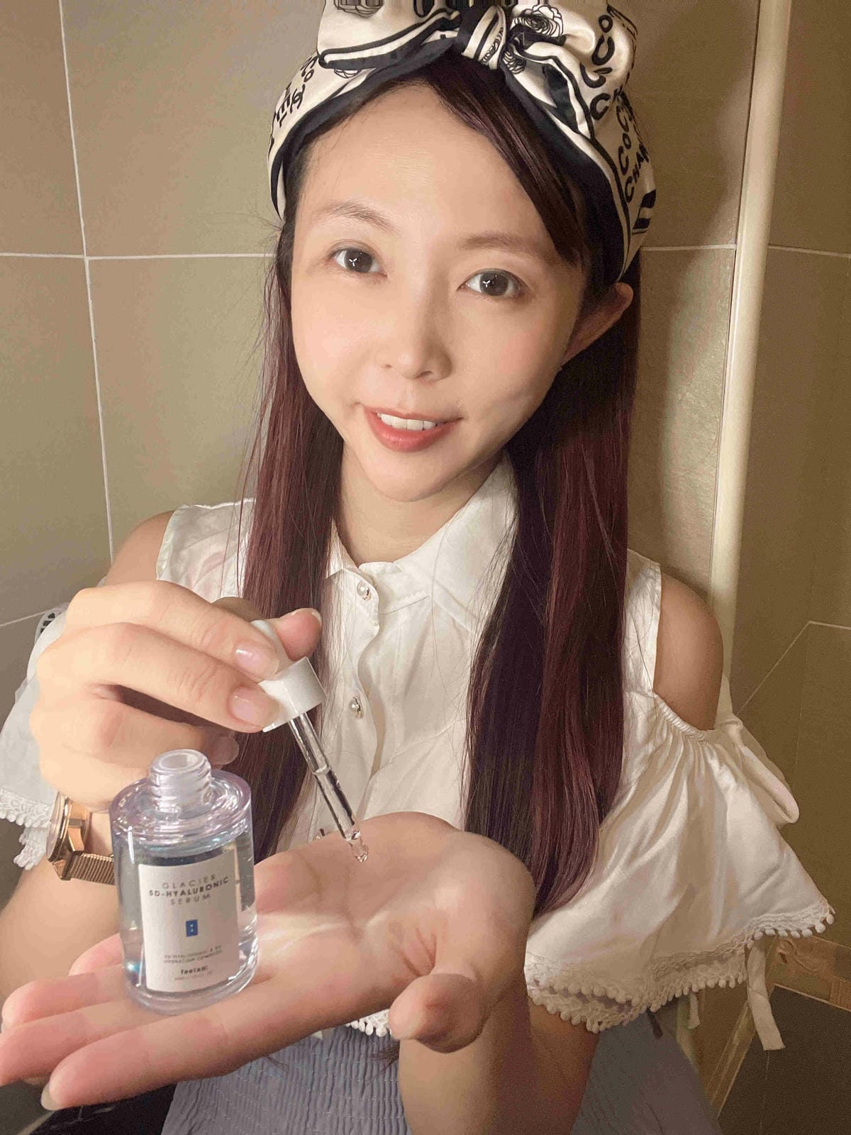 Feelxo 冰川5D極潤玻尿酸精華液 (5).jpg Feelxo 冰川5D極潤玻尿酸精華液 (5).jpg