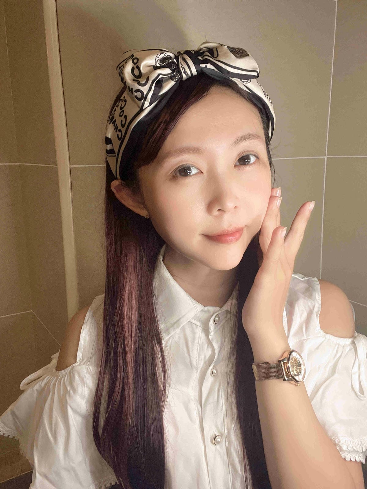 Feelxo 冰川5D極潤玻尿酸精華液 (3).jpg Feelxo 冰川5D極潤玻尿酸精華液 (3).jpg