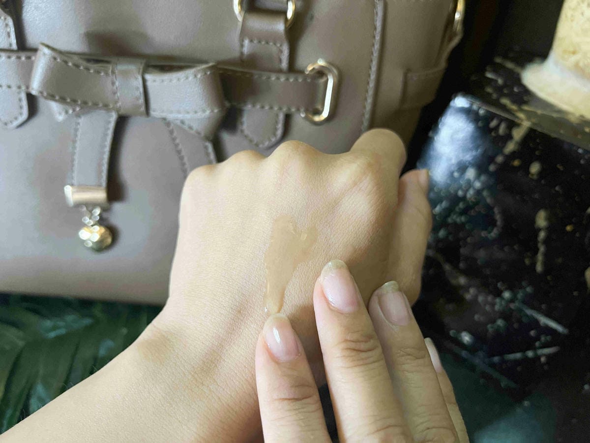 Feelxo 冰川5D極潤玻尿酸精華液 (12).jpg Feelxo 冰川5D極潤玻尿酸精華液 (12).jpg