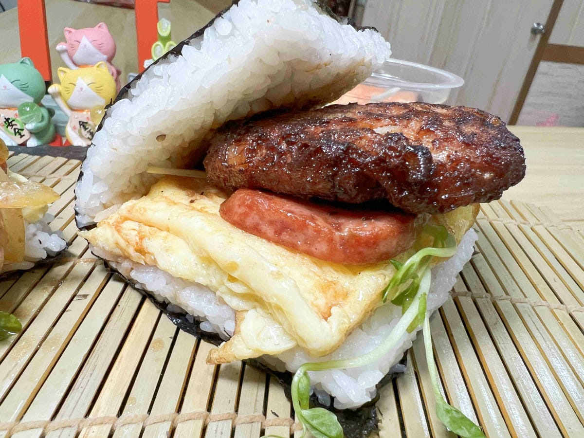 淔蘭羅東夜市-沖繩寶飯糰 (16).jpg