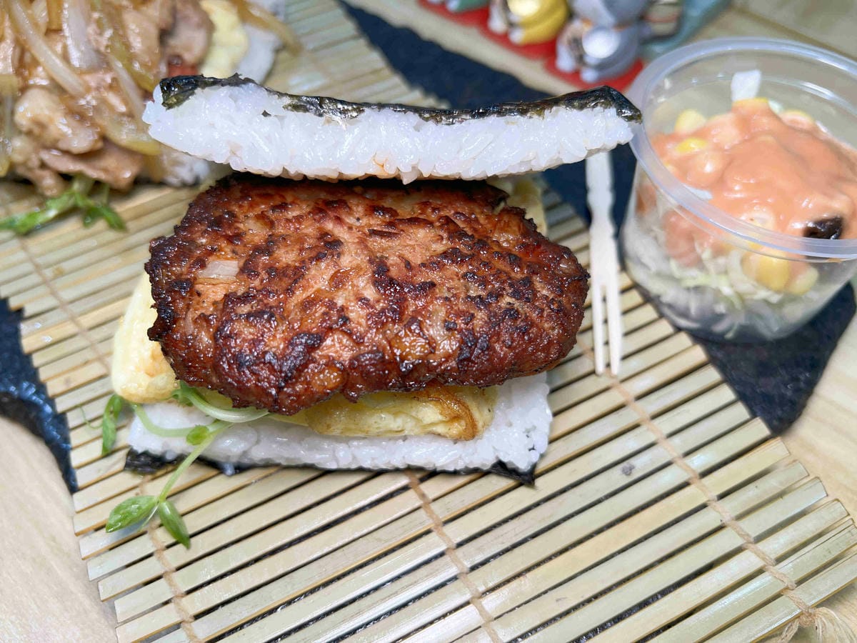 淔蘭羅東夜市-沖繩寶飯糰 (11).jpg