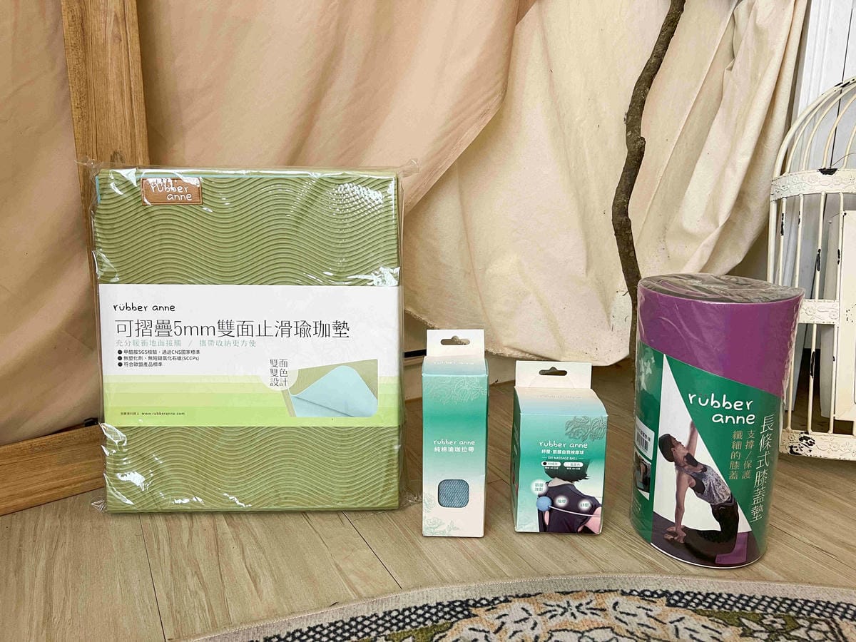 怪獸家族 (2).jpg 怪獸家族 (2).jpg