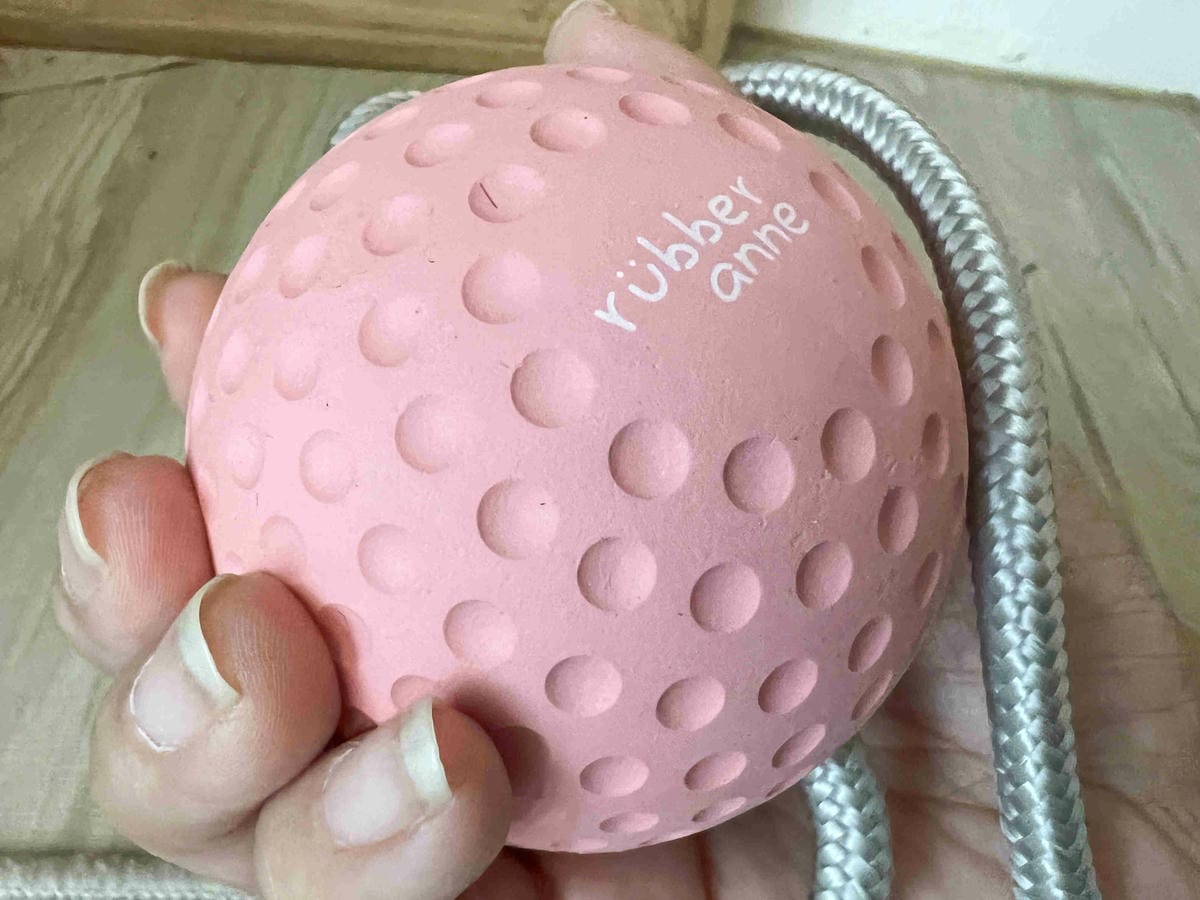 怪獸家族-rubber anne舒壓筋膜自我按摩球9.jpg 怪獸家族-rubber anne舒壓筋膜自我按摩球9.jpg