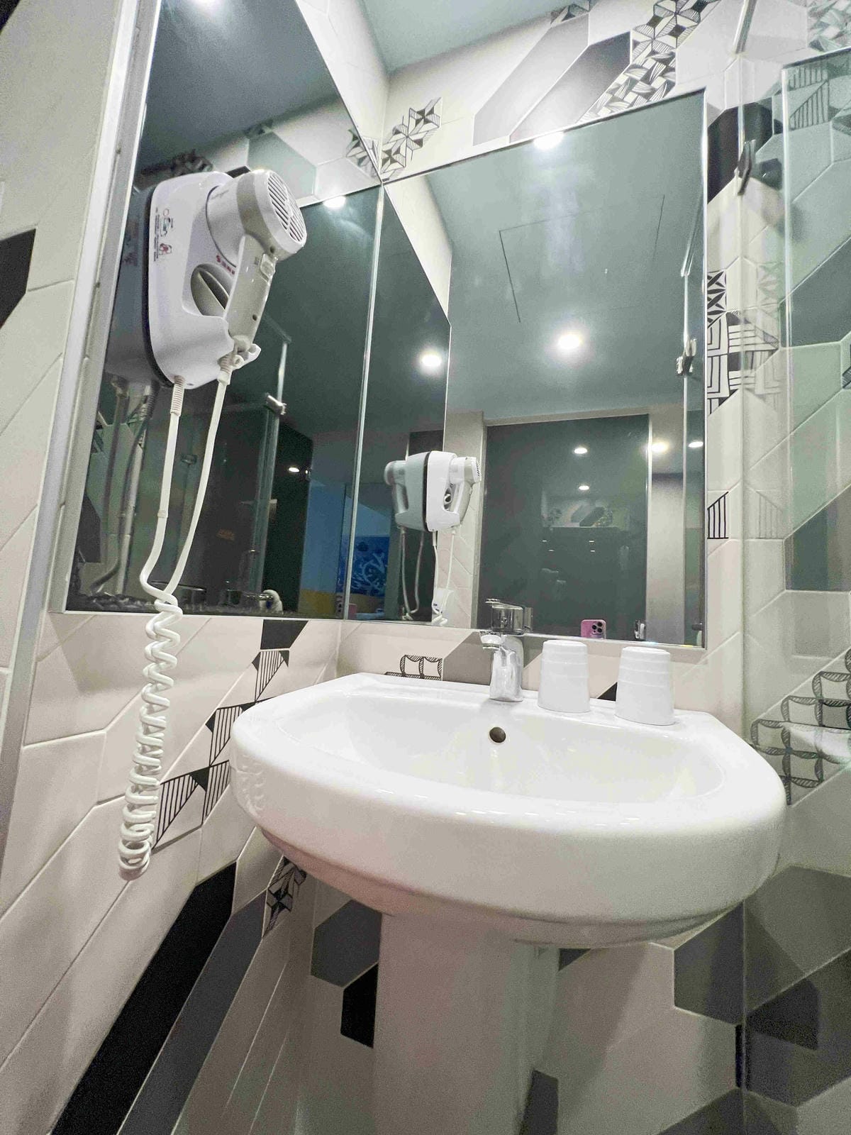 鮪魚飯店高雄館 (37).jpg 鮪魚飯店高雄館 (37).jpg