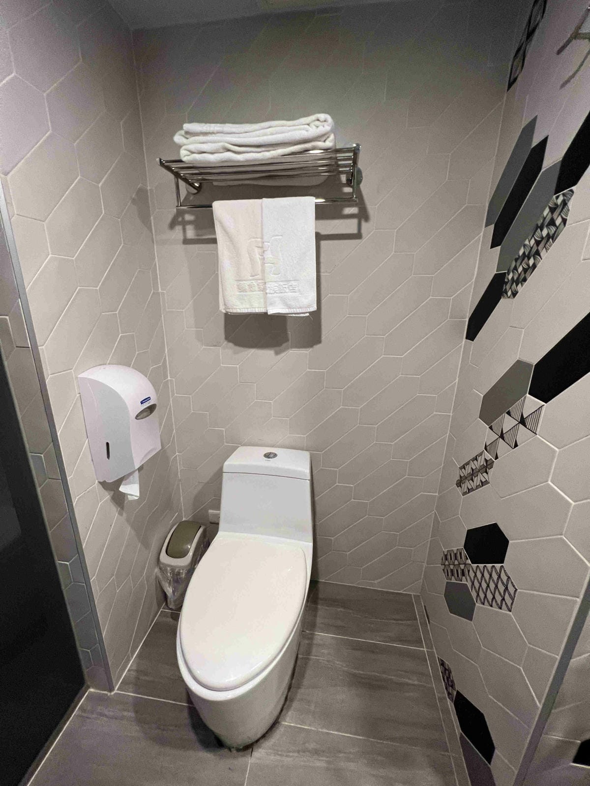 鮪魚飯店高雄館 (36).jpg 鮪魚飯店高雄館 (36).jpg