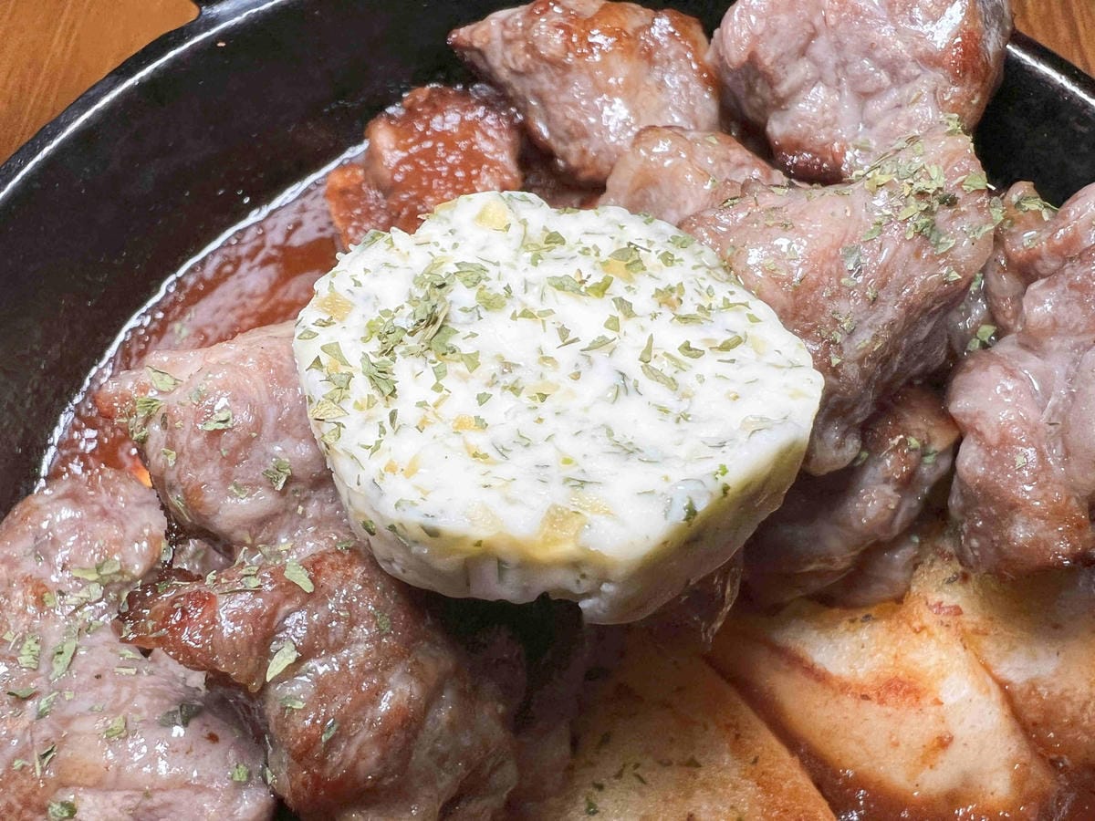 Waiting Bistro (24).jpg Waiting Bistro (24).jpg