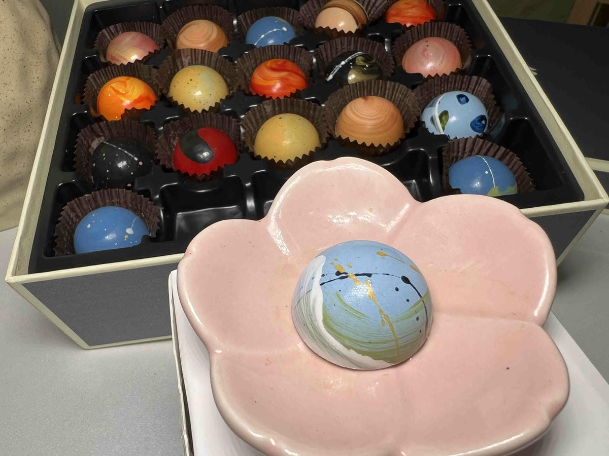 妮娜巧克力 (1).jpg 妮娜巧克力 (1).jpg